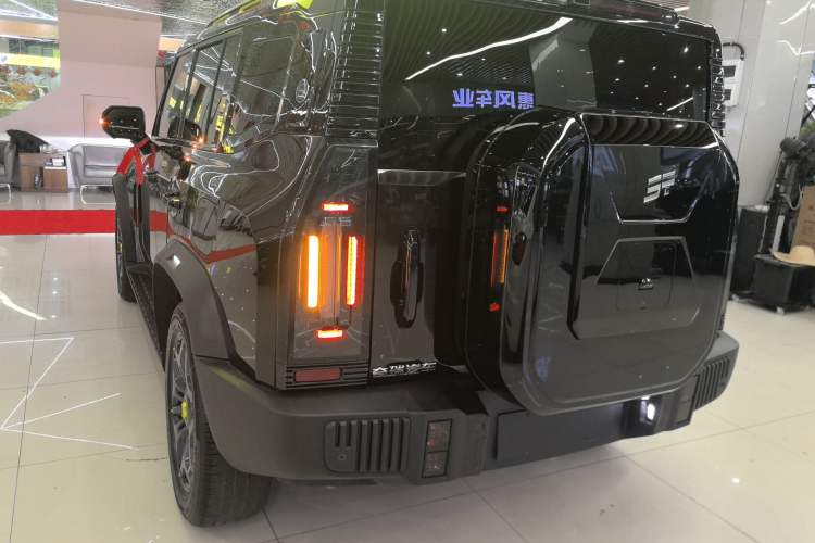 Used JETOUR Shanhai Traveler C-DM 2024 C-DM 208KM Mountain & Wilderness Edition