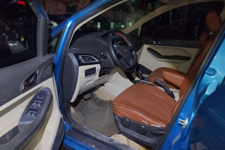 Used Chery Arrizo M7 2015 2.0L CVT Wide Enjoyment Edition 232 Seats