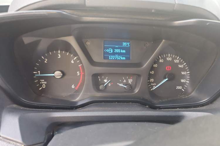 Used Ford Transit 2020 2.0T Diesel Multi-Function Commercial Vehicle Mid-Chassis Low-Roof Design with Dual Rear Doors Meeting China VI Emission Standards
