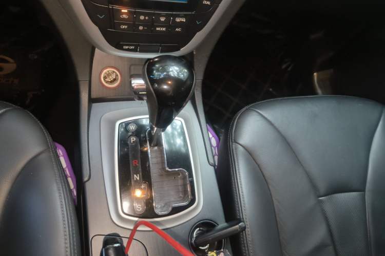 Used GAC Trumpchi GS5 2012 2.0L Automatic Two-Wheel Drive Anniversary Edition