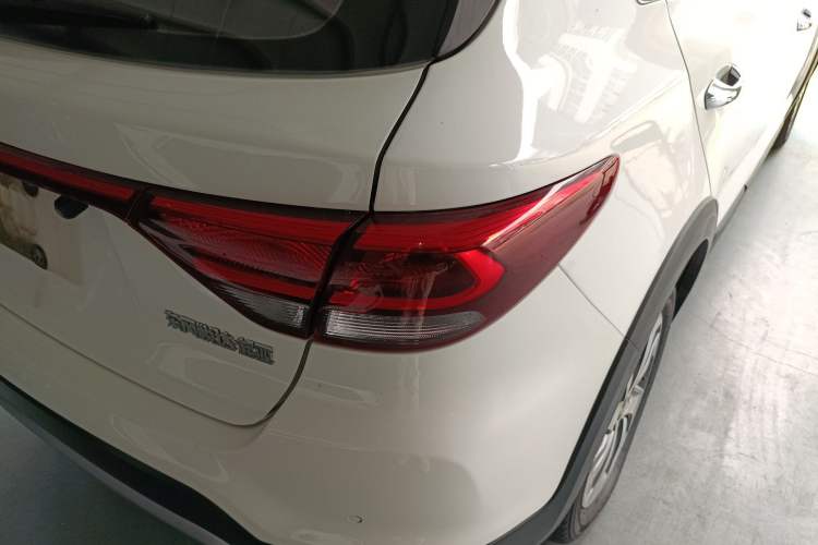 Used Kia KX Cross 2017 1.4L AT GLS
