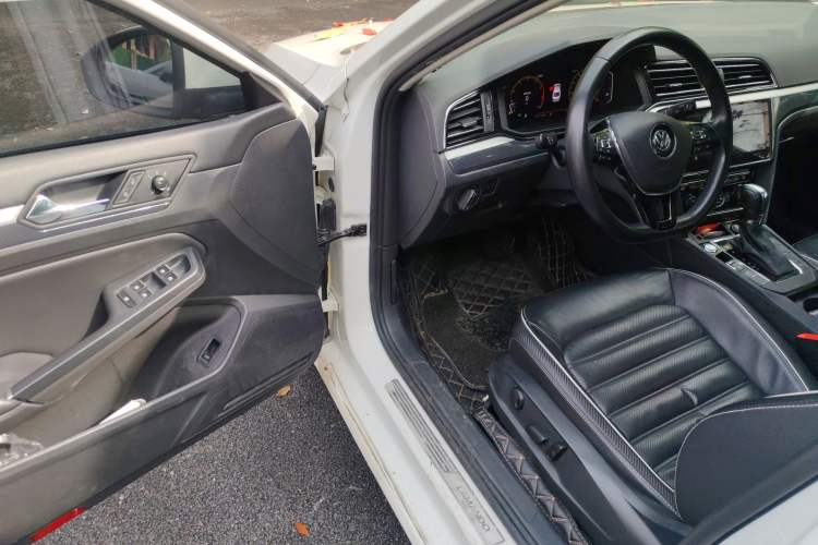 Used Volkswagen Lamando 2019 280TSI DSG Luxury Edition China V Standard