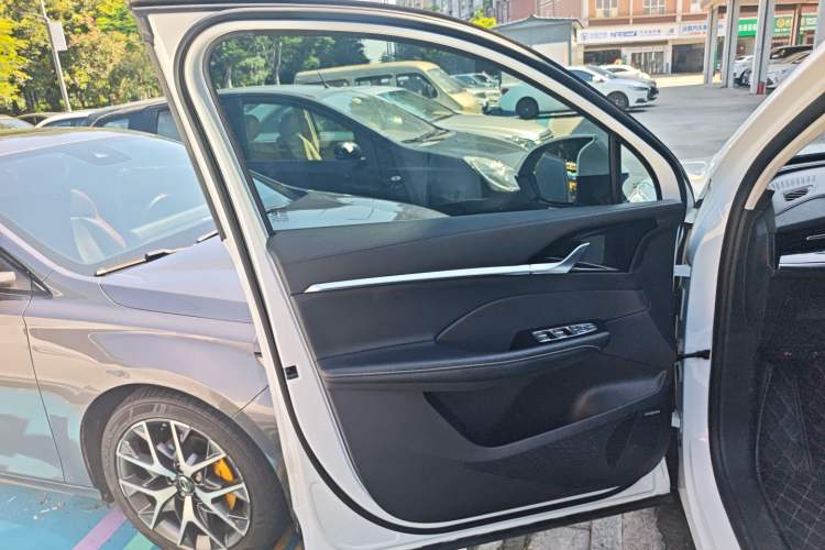 Used Roewe RX5 MAX 2022 1.5T Automatic Youwei Luxury Edition Interior 7