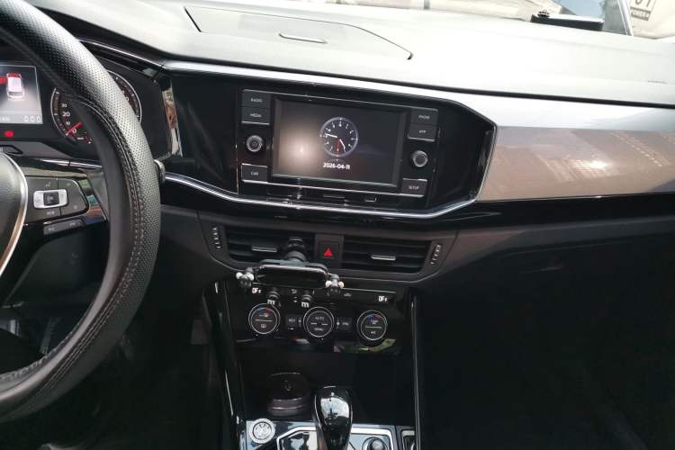 Used Volkswagen Tayron 2019 Teramont Edition 280TSI Two-Wheel Drive Luxury Model China VI Standard Audio And AC Panel