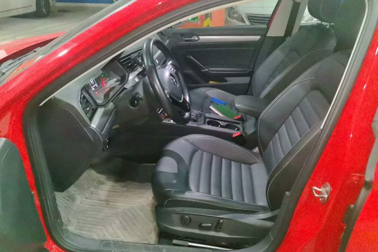 Used Volkswagen Lamando 2019 280TSI DSG Comfort Edition China V Standard Left Front Seat