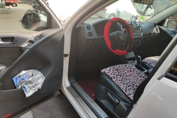 Used Volkswagen Tiguan L 2015 1.8TSI Automatic Two-Wheel Drive Trend Edition
