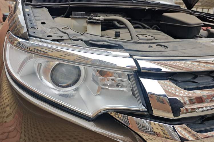 Used Ford Edge 2011 3.5L Prestige Sunroof Edition
