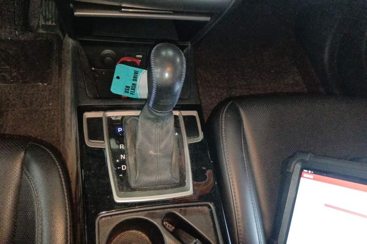 Used Hyundai Mistra 2016 1.8L Automatic Smart GLS Gear Lever