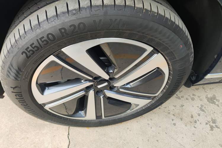 Used Wey Lanshan 2025 Four-Wheel Drive Max