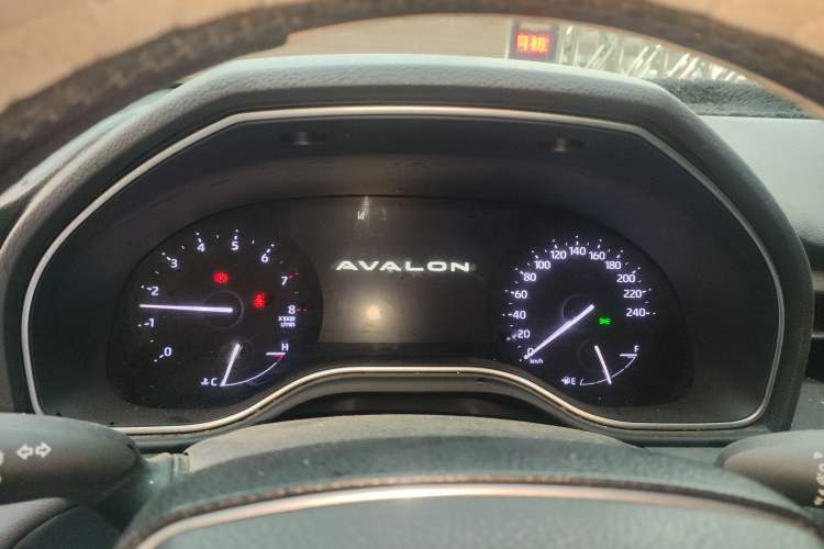 Used Toyota Avalon 2022 2.0L Luxury Edition