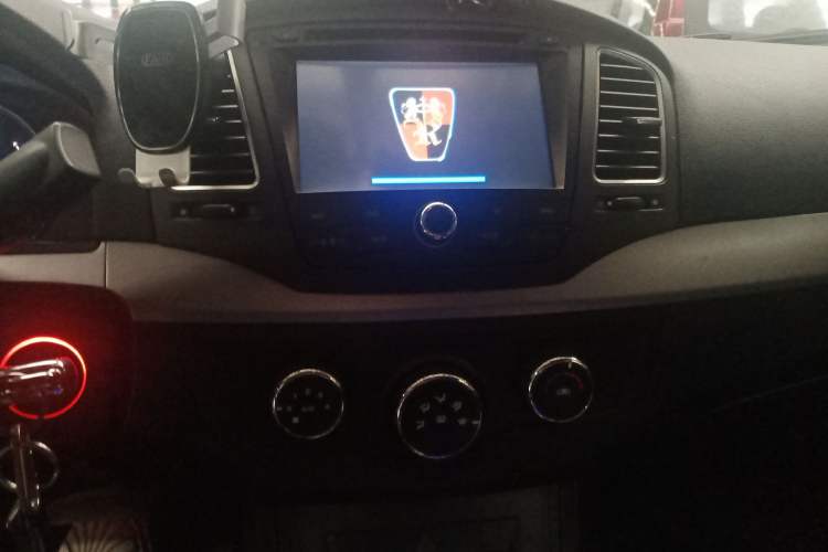 Used Roewe 350 2014 1.5L Automatic Xunda Edition
