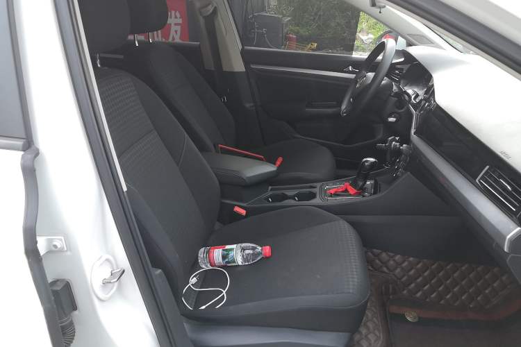 Used Volkswagen Bora Pure Electric 2020 Shan Model Right Front Seat