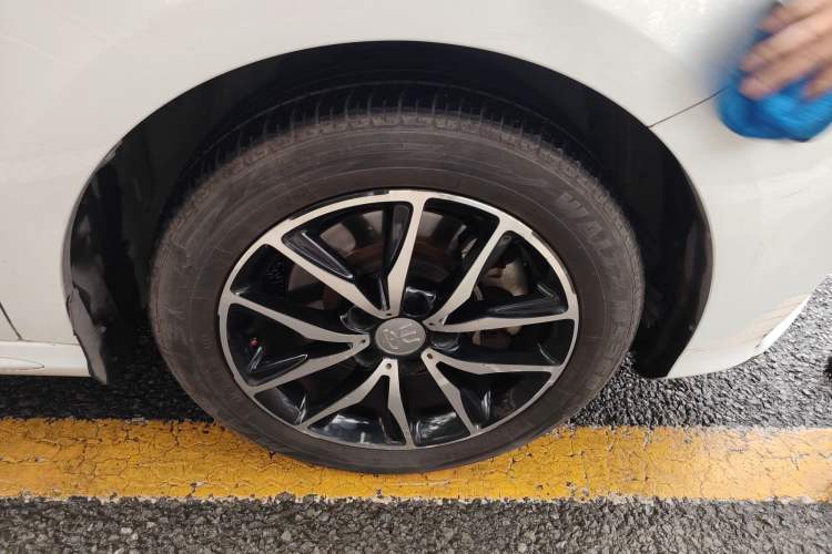 Used BYD Song MAX 2017 1.5T Automatic Smart Connect Luxury 7-Seater