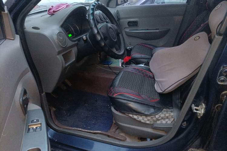 Used Wuling Hongguang 2014 1.5L Base Version
