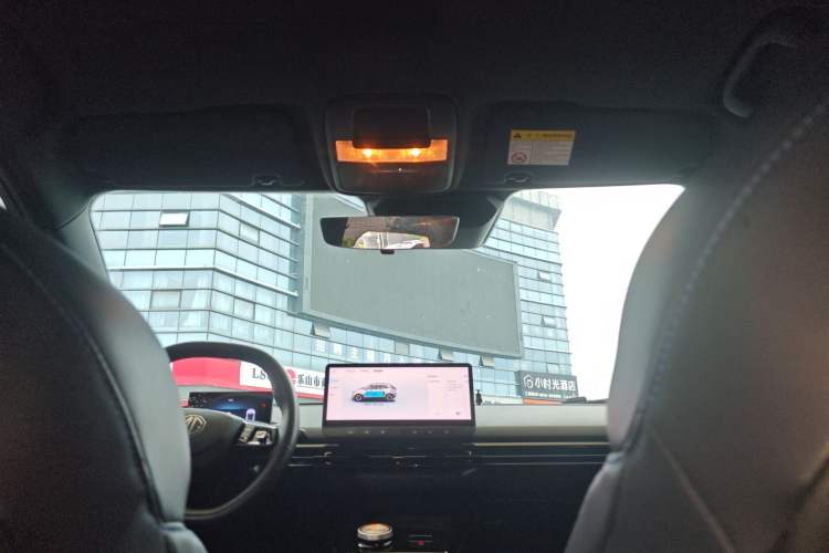 Used MG 4 EV 2023 415 km Range Sea-Faring Champion Edition