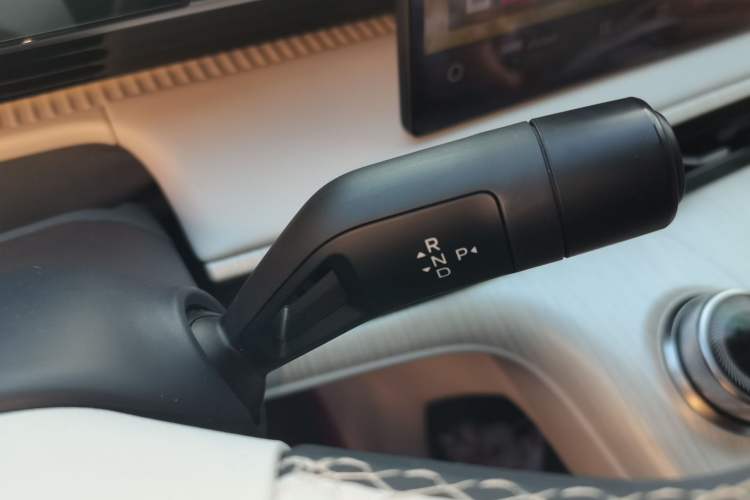 Used Geely Galaxy E5 2024 530 km Exploration+ Version Gear Lever