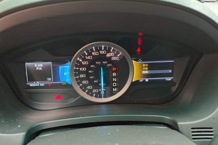 Used Ford Explorer 2013 3.5L Deluxe Model
