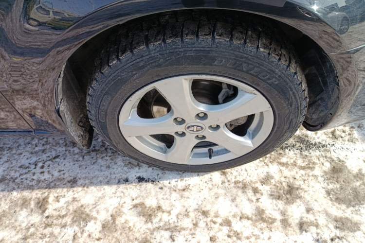 Used Bestune B70 2012 1.8L Manual Fashion Model