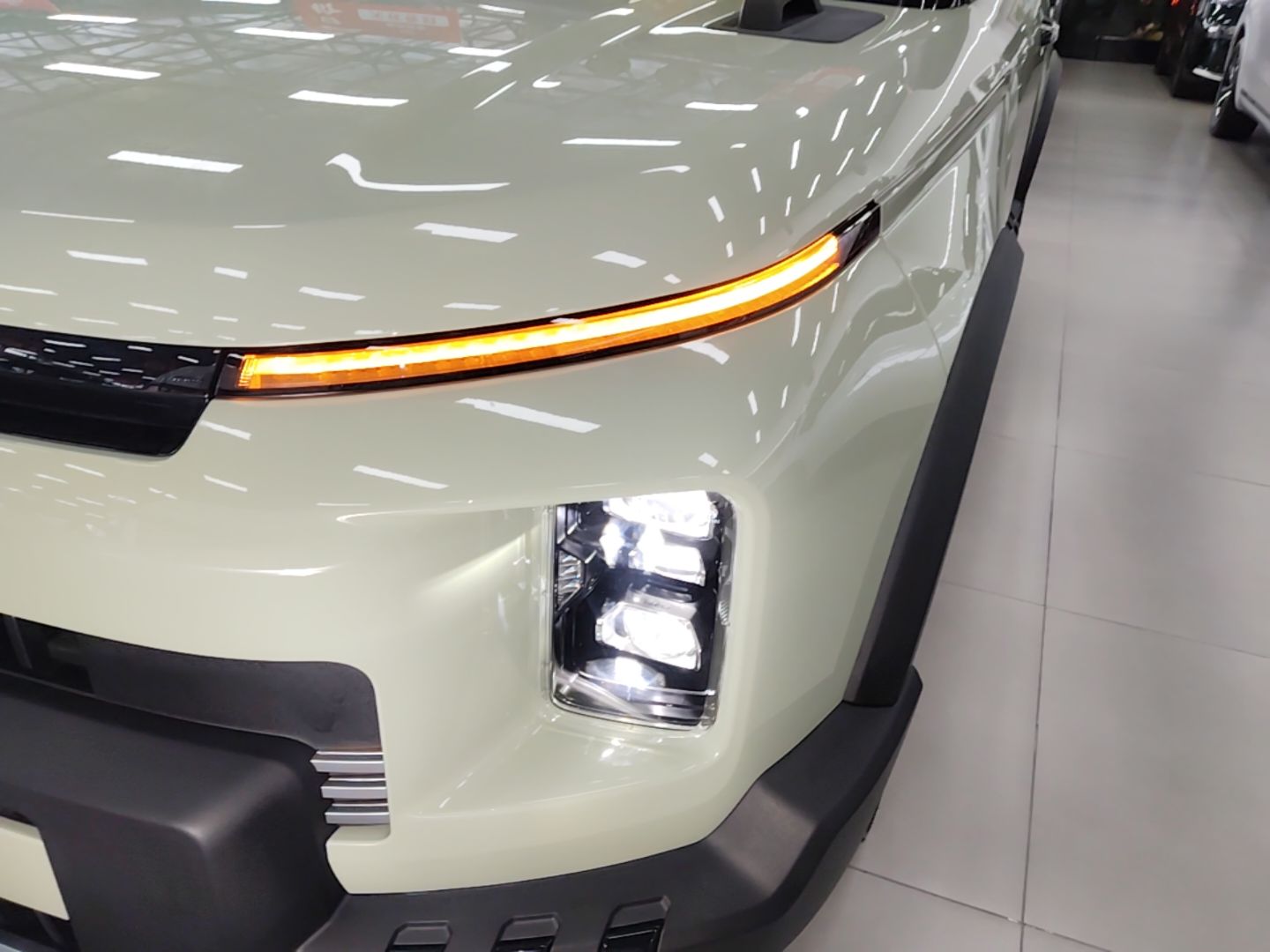 Geely Auto Cowboy 2025 1.5TD Fun-Offroad Version — снимка 8