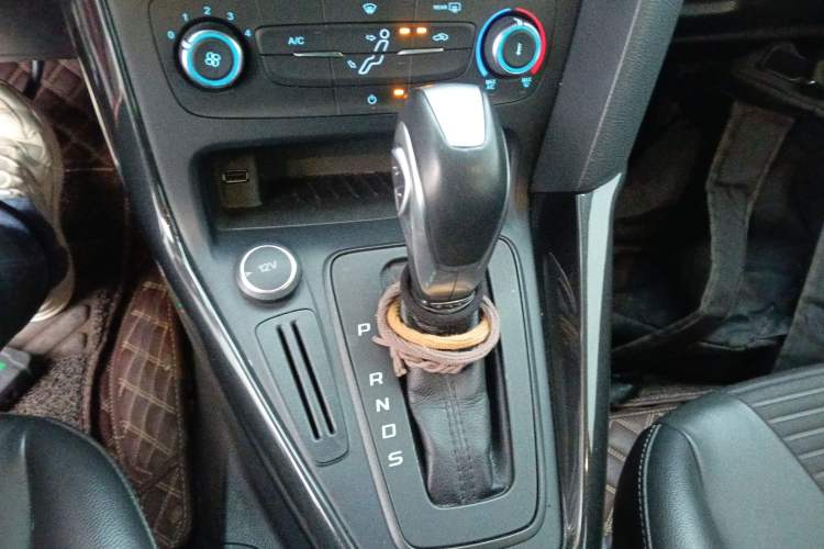 Used Ford Focus 2018 Hatchback Classic 1.6L Automatic Trendy SmartDrive Edition