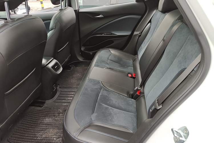 Used Buick Velite 6 2022 Connected Smart PLUS