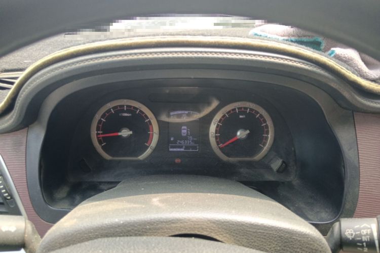 Used FORTHING Lingzhi 2017 M5L 1.6L 9-Seater Comfort Model