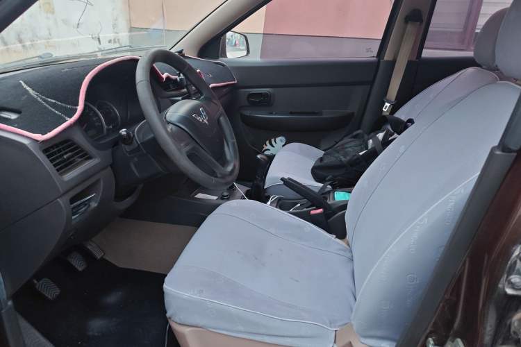 Used Wuling Hongguang 2014 1.5L S Standard Version Left Front Seat