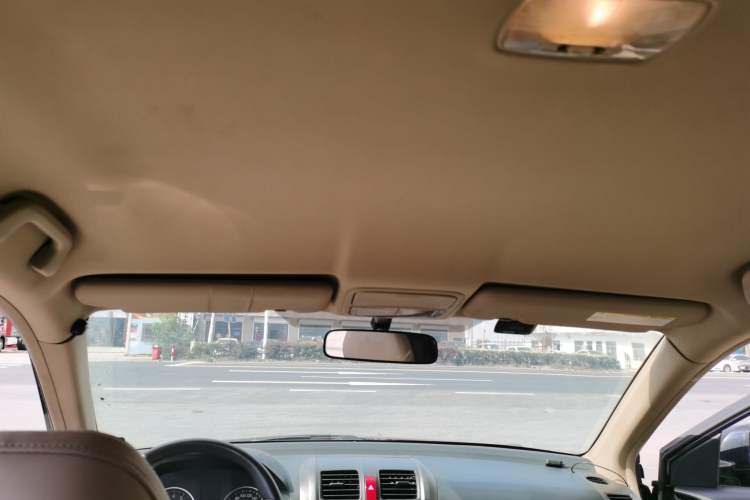 Used Honda CR-V 2010 2.0L manual two-wheel drive urban version
