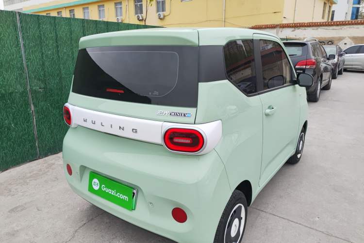 Used Wuling Hongguang MINIEV 2024 3rd Generation 215km Youth Edition