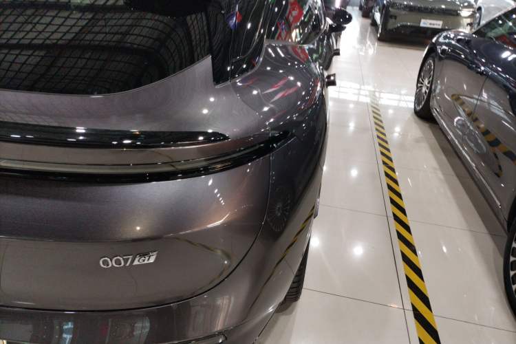 Used Zeekr 007GT 2025 Rear-Drive Intelligent Driving Version 75 kWh Exterior 3