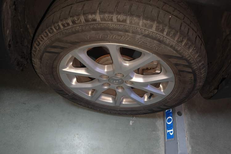 Used Jeep Cherokee 2016 2.4L Leading Edition