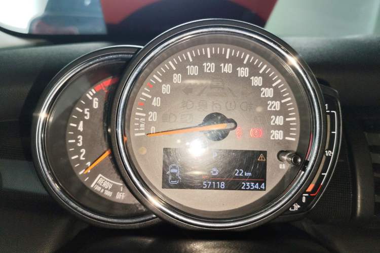 Used MINI MINI 2018 1.5T COOPER Artist Five-Door Edition
