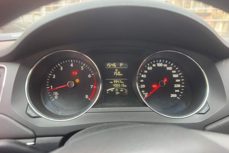 Used Volkswagen Sagitar 2018 1.6L Automatic Fashion Model Instrument Cluster