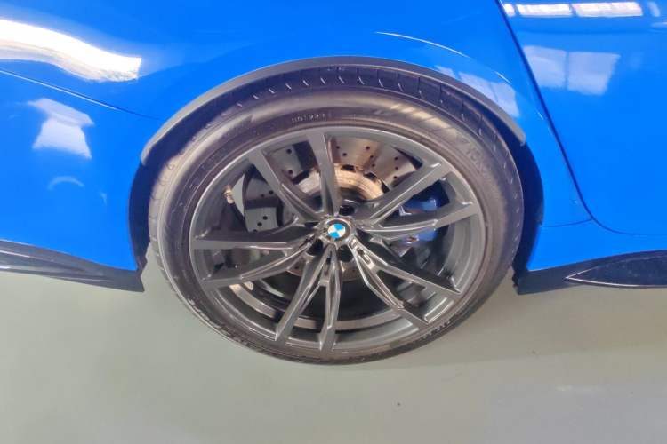 Used BMW M3 2023 M3 Sedan Thunder Edition Right Rear Wheel Hub