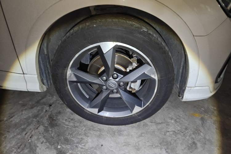 Used Audi Q3 2019 35 TFSI Fashion Dynamic Model
