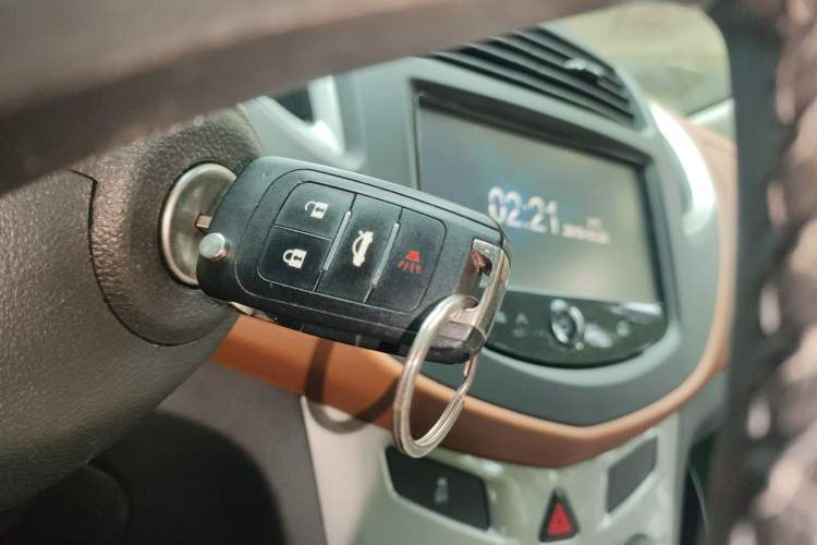 Used Chevrolet Trax 2016 1.4T Automatic Two-Wheel Drive Luxury Version Vehicle Key