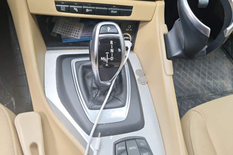 Used BMW X1 2014 sDrive18i Leading Model Gear Lever