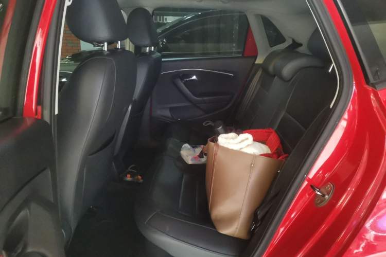 Used Volkswagen Polo 2018 1.5L Automatic Luxury Edition Left Rear Seat