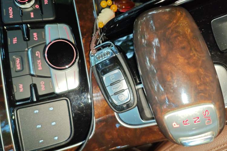 Used Audi A8 2016 A8L 45 TFSI quattro Fashion Edition Vehicle Key