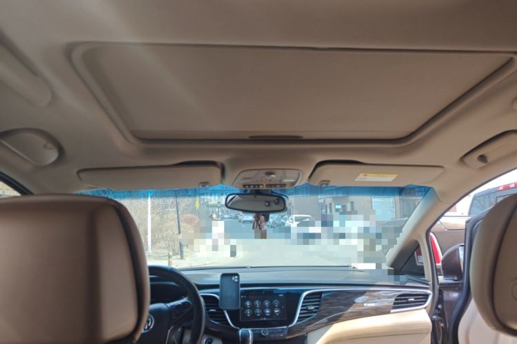 Used Buick GL8 2017 ES 28T Flagship Model China V Standard
