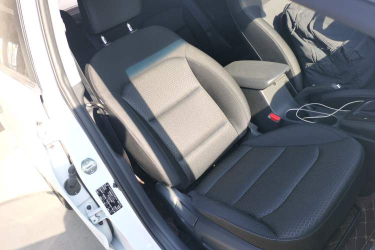 Used Hyundai Elantra (6th Generation / Lingdong) 2018 1.4T Dual-Clutch Xuan Dong · Dynamic Edition
