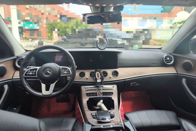 Used Mercedes-Benz E-Class 2019 E 260 L
