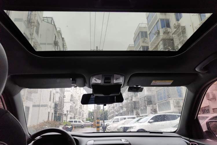 Used Hyundai ix35 2019 1.4T DCT Two-Wheel Drive Smart & Enjoyment Version China V Standard Headliner