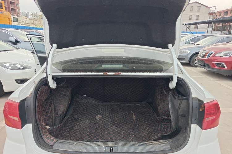 Used Volkswagen Bora 2020 1.5L Automatic Fashion Edition Trunk