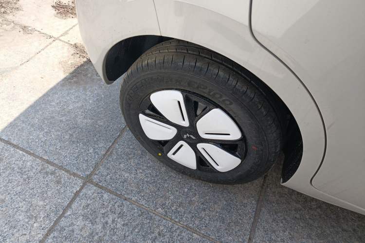 Used Wuling Hongguang MINIEV 2025 Four-Door Version Advanced Edition
