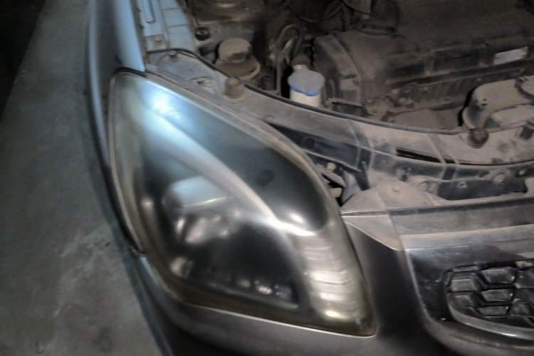 Used Kia Sportage 2013 2.0L Manual Two-Wheel Drive GLS Right Front Headlight