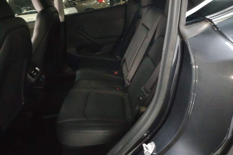 Used Tesla Model Y 2024 Rear-Wheel-Drive Version