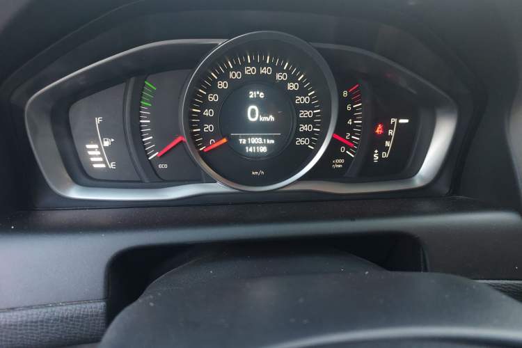 Used Volvo XC60 2017 T5 Smart Upgrade Edition
