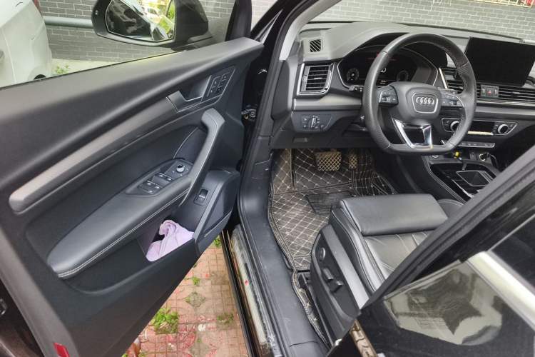 Used Audi Q5L 2022 45T Luxury Dynamic Model
