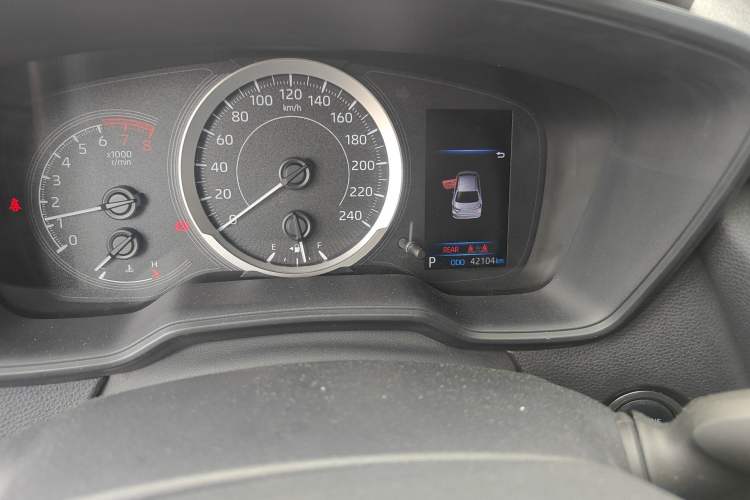 Used Toyota Corolla 2021 1.2T S-CVT Luxury Edition Odometer Close Up